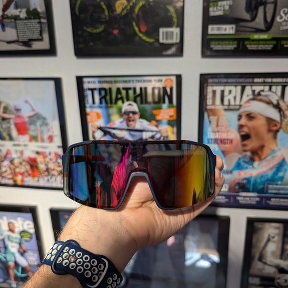 Blenders Sunglasses Red Bull (limited edition) ORBR III - Picture 3 of 5